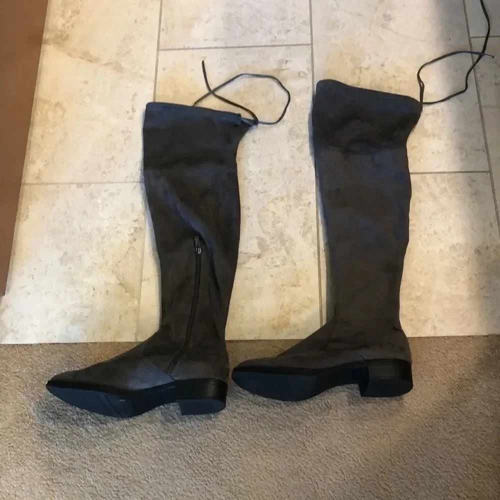 CIRCUS by Sam Eldelman gray suede boots